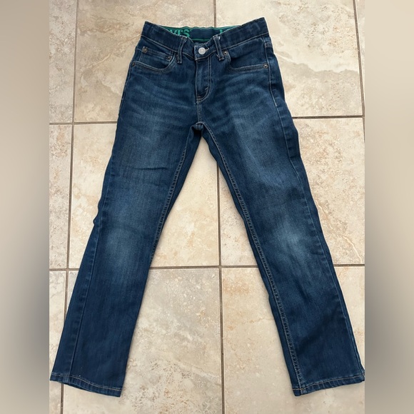 Boys Levi’s jeans - Picture 2 of 2